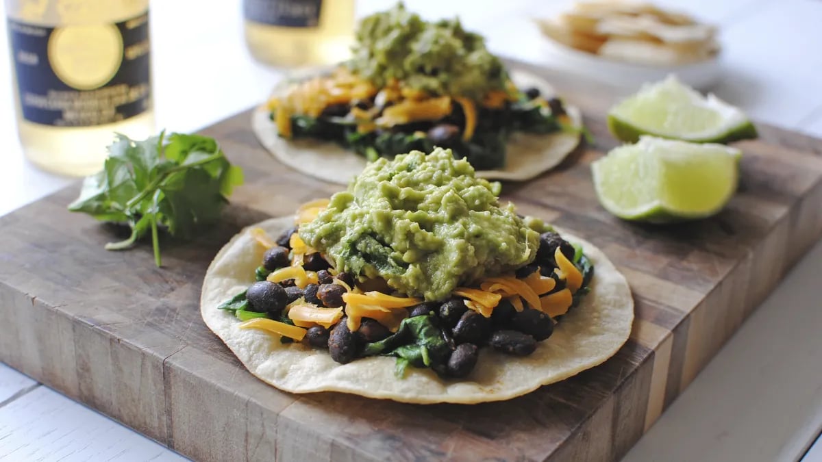 Easy Spinach, Black Bean and Guacamole Tostadas