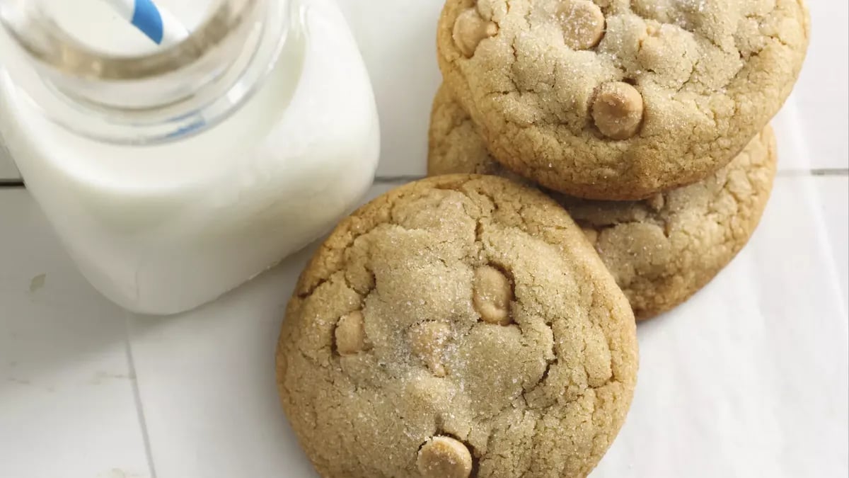 Rich Peanut Butter Cookies