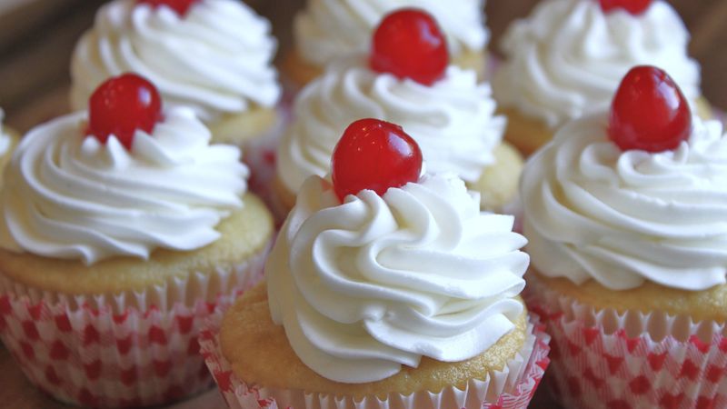 Cherry-Filled Cupcakes