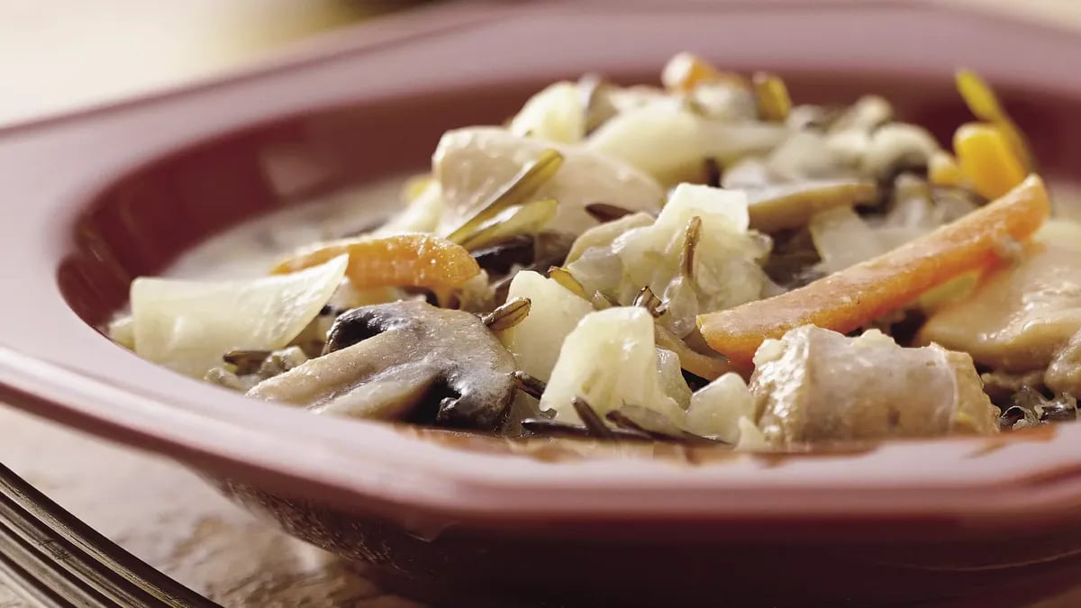 Slow-Cooker Chicken, Sausage and Cabbage Stew