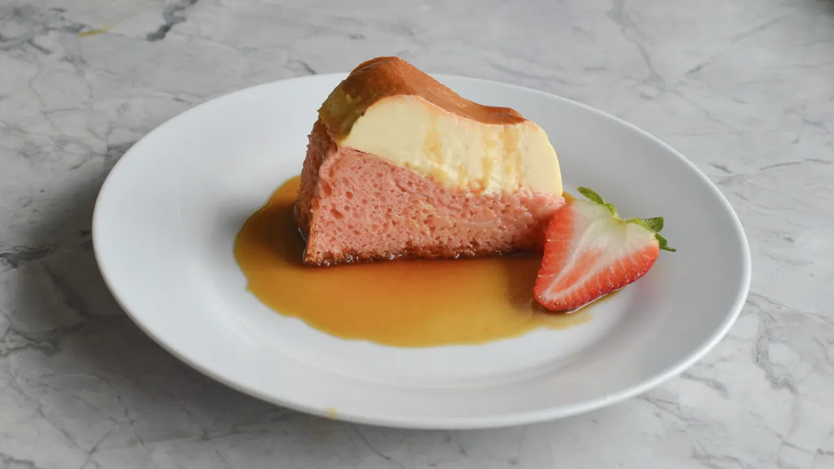Strawberry Flan Cake 