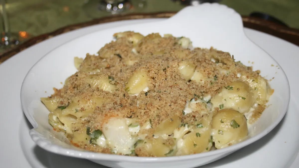 Garlicky Shrimp and Pasta