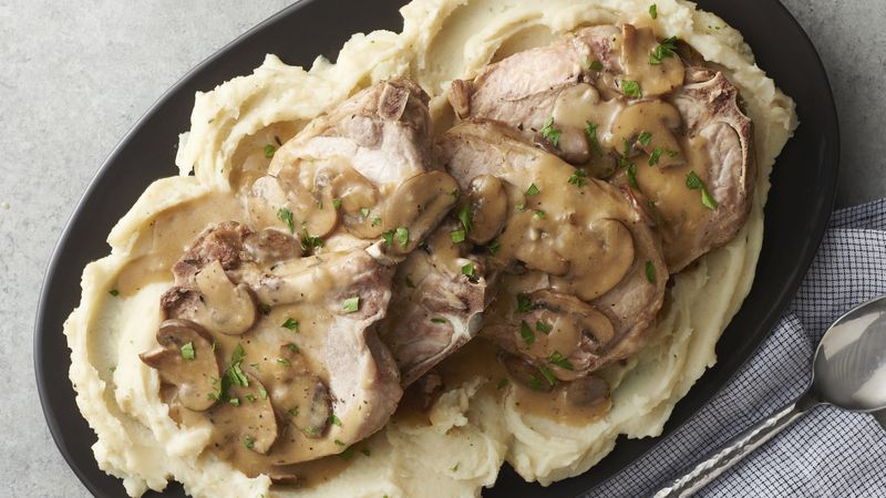 Pressure cooker smothered pork chops 2025