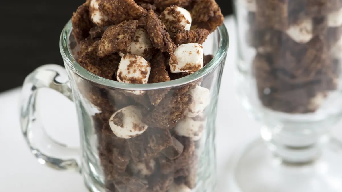 Ski Chalet Cocoa Chex Mix