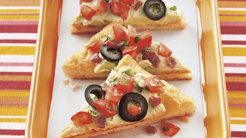 Guacamole Appetizer Triangles