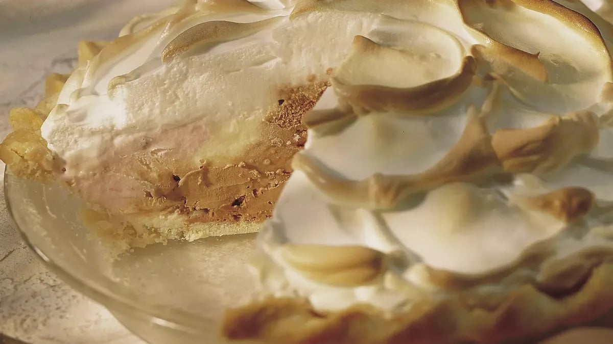 Baked Alaska Neapolitan Pie