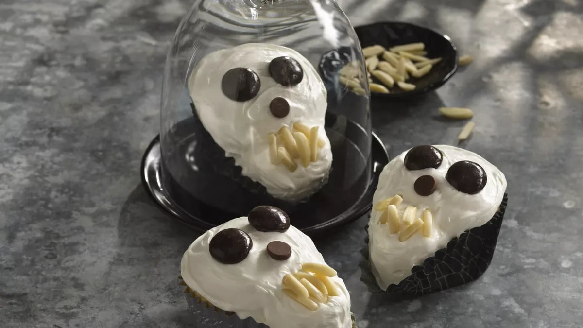 Halloween  Skull Cupcakes