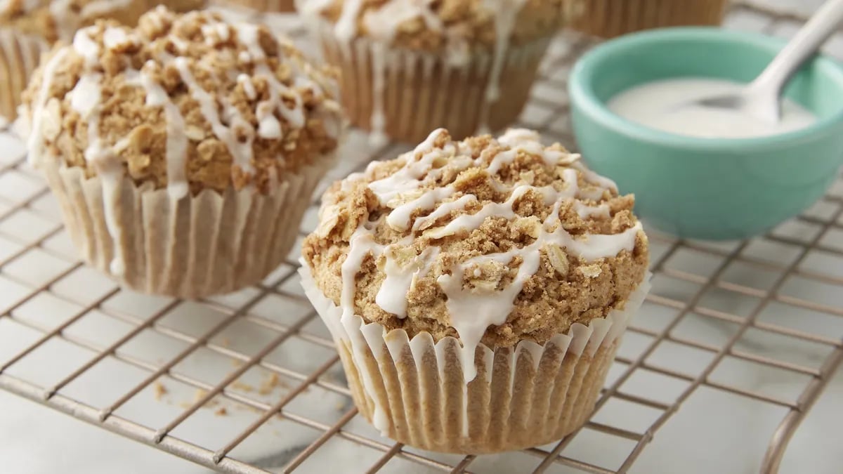 Cinnamon Streusel Oat Flour Muffins