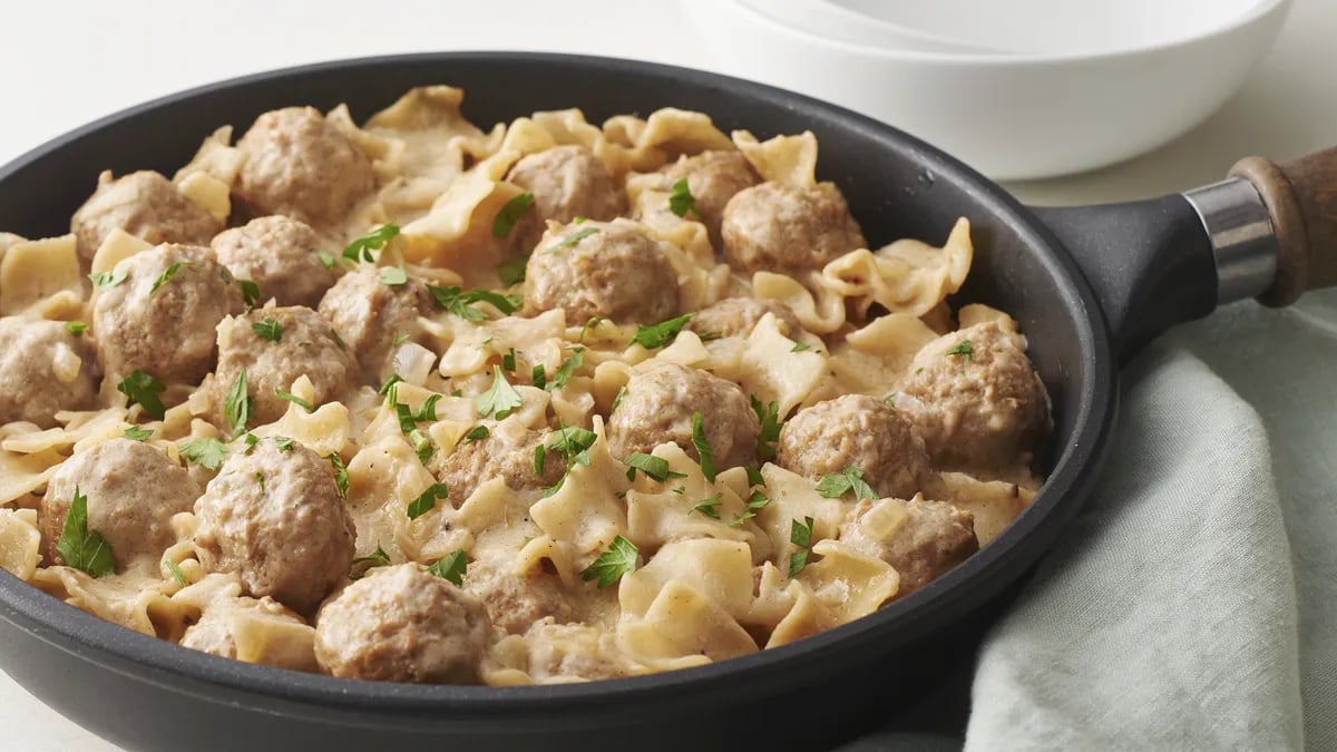 Easy Swedish Meatball Skillet