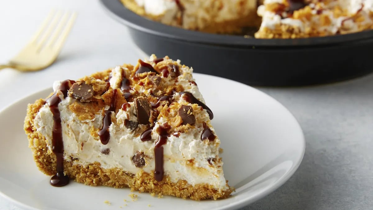 No-Bake Butterfinger™ Cheesecake