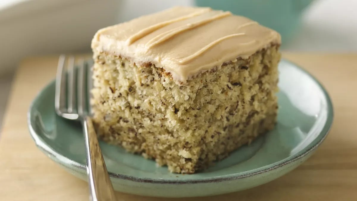 Banana-Nut Cake with Peanut Butter Frosting