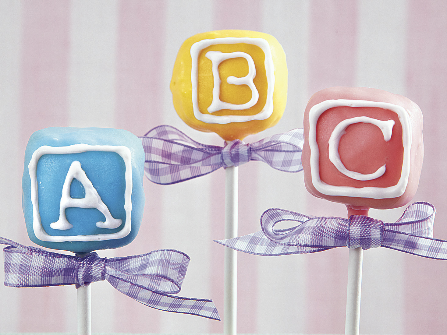stacked blocks baby shower cake - Sugar Rush Cakes | Sugar Rush Cakes