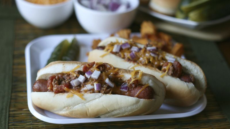Slow-Cooker Chili Dogs