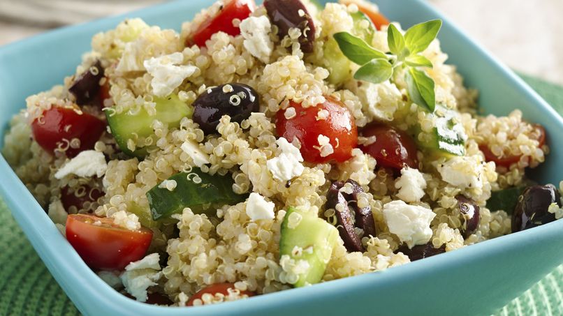 Ensalada de Quinoa con Tomates, Pepino y Queso Feta