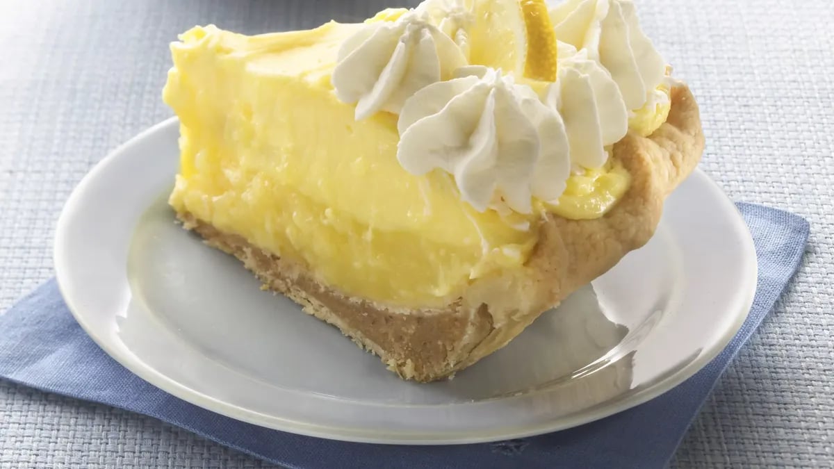 Stuffed-Crust Lemon Layer Pie