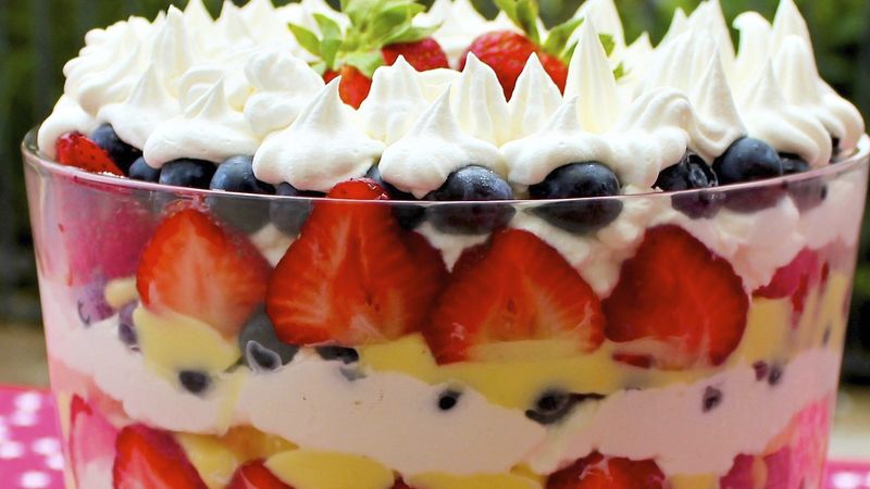 Simple Berry and Vanilla Cream Trifle