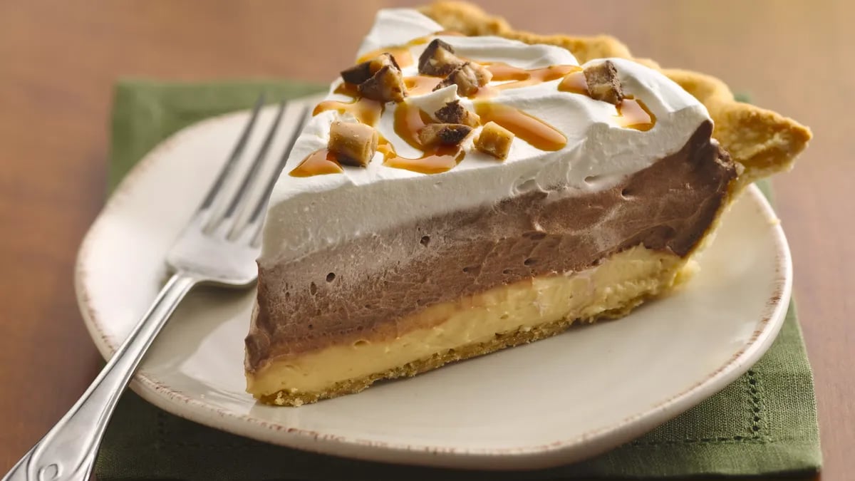 Mo-Carameluscious Pie