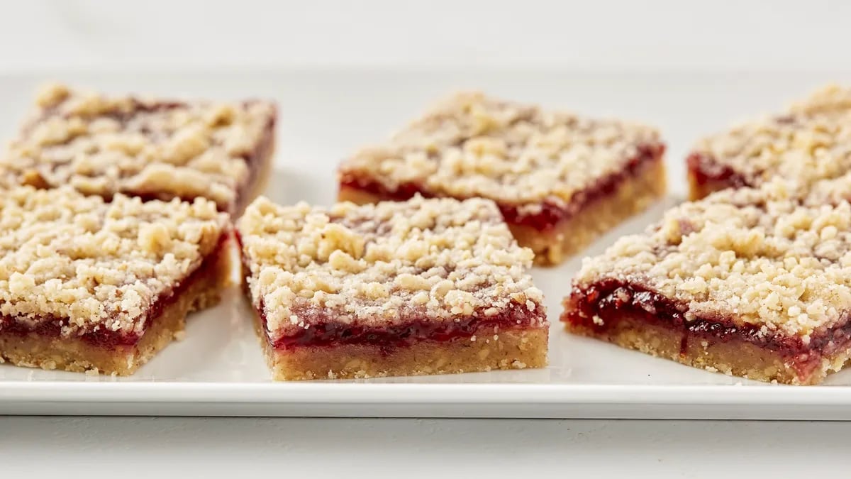 Linzer Torte Bars