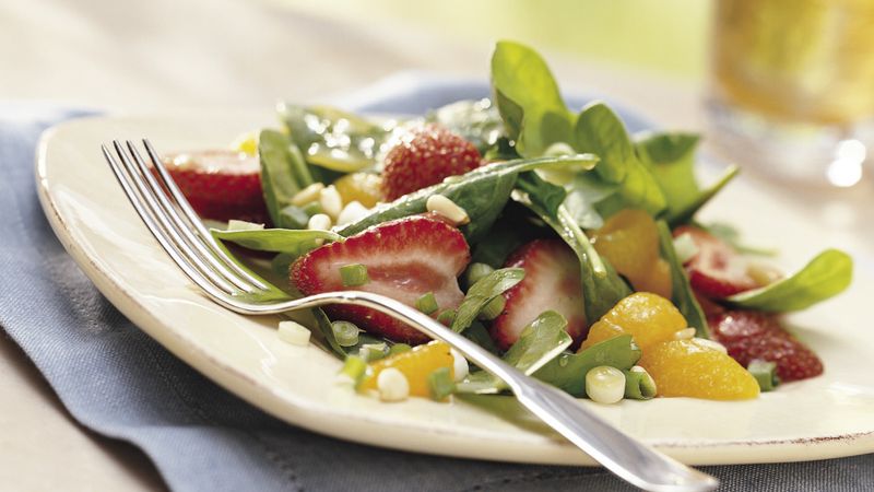 Strawberry-Kiwi-Spinach Toss