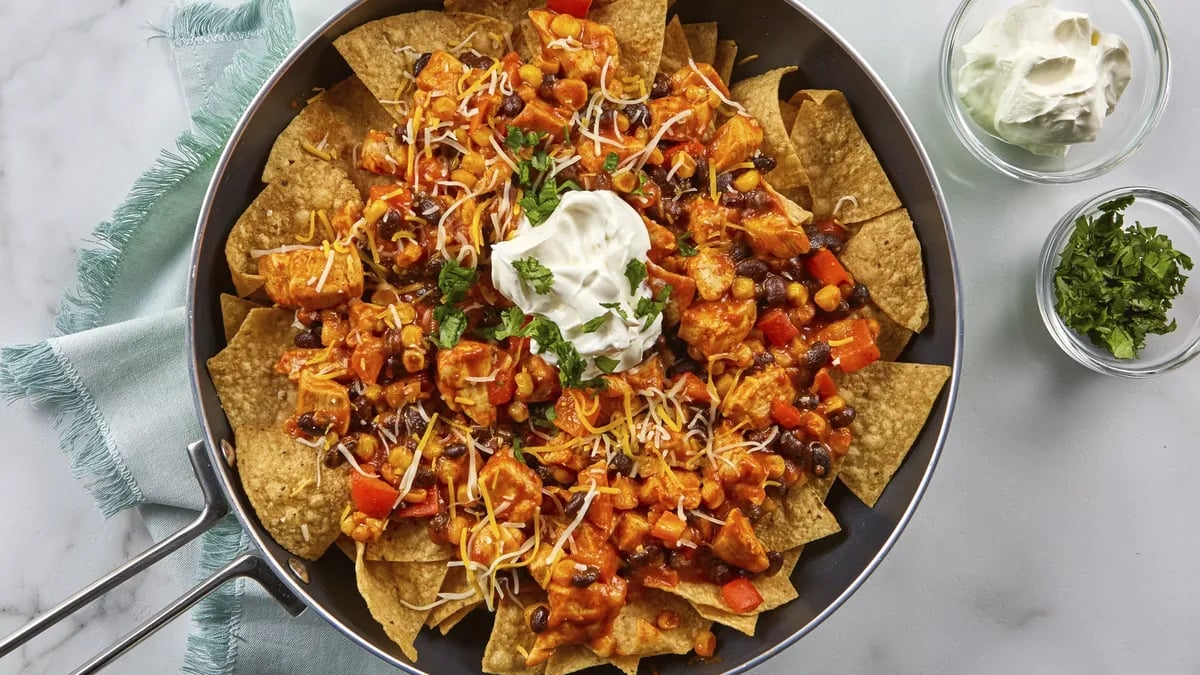 Skillet Chicken Nachos