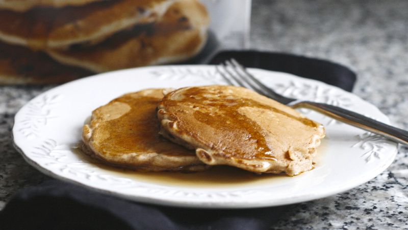 Easy Apple Cinnamon Pancakes