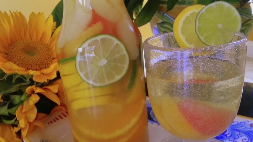 White Wine Sangria with Citrus Fruits