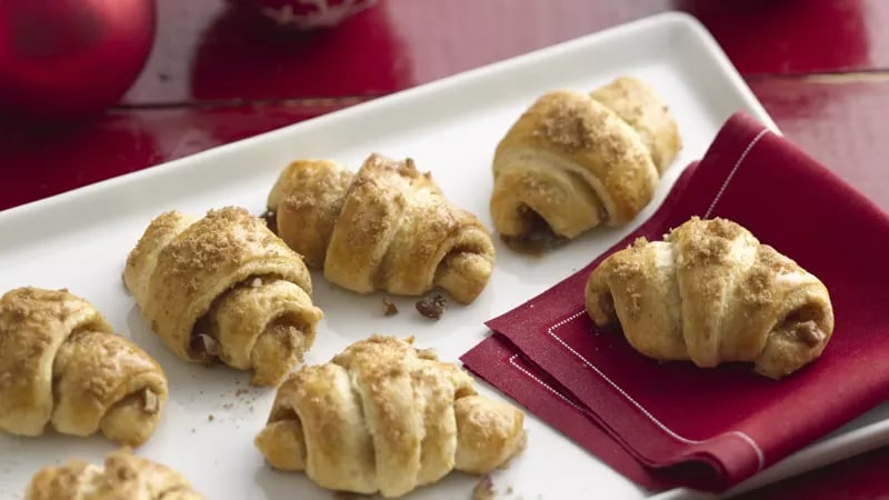 Mini Pecan Pie Crescent Poppers 