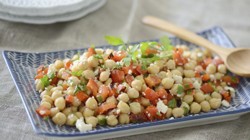 Roasted Red Pepper and Chickpea Salad