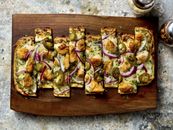General Mills Foodservice | Pesto Chicken Flatbread