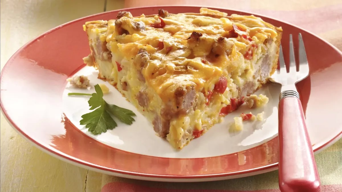 Impossibly Easy Sausage Breakfast Pie