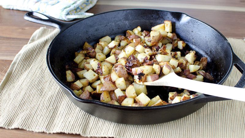 Bacon-Ranch Skillet Roasted Potatoes