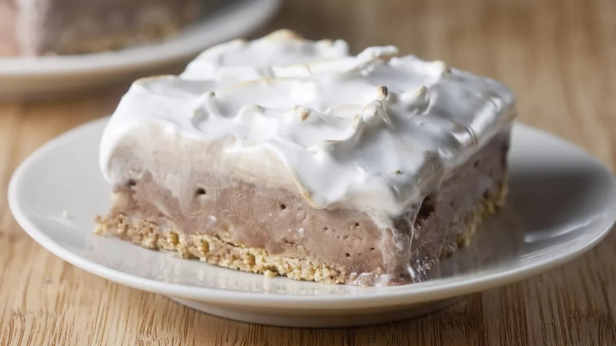 S’mores Ice Cream Pie