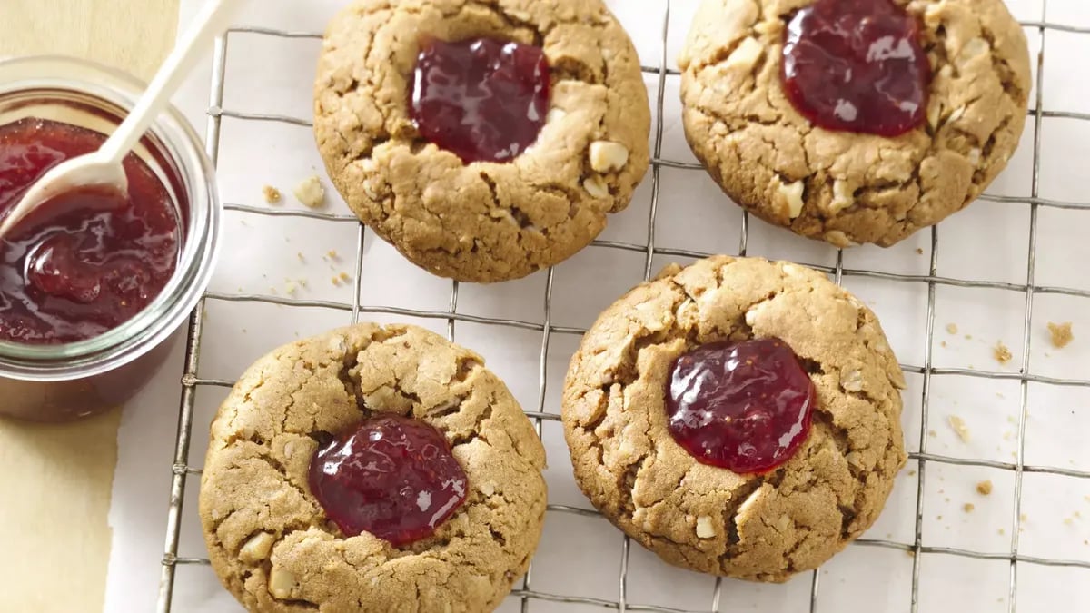 PB&J Breakfast Cookies 