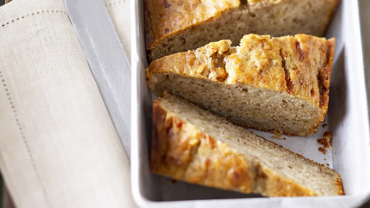 Skinny Pear-Cheese Loaf