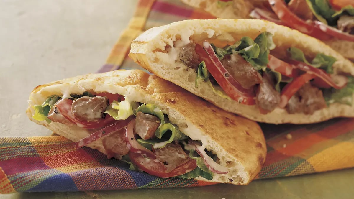 Peppercorn Beef Pitas