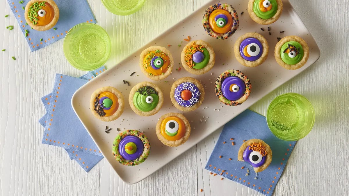 Halloween Eyeball Cookie Cups