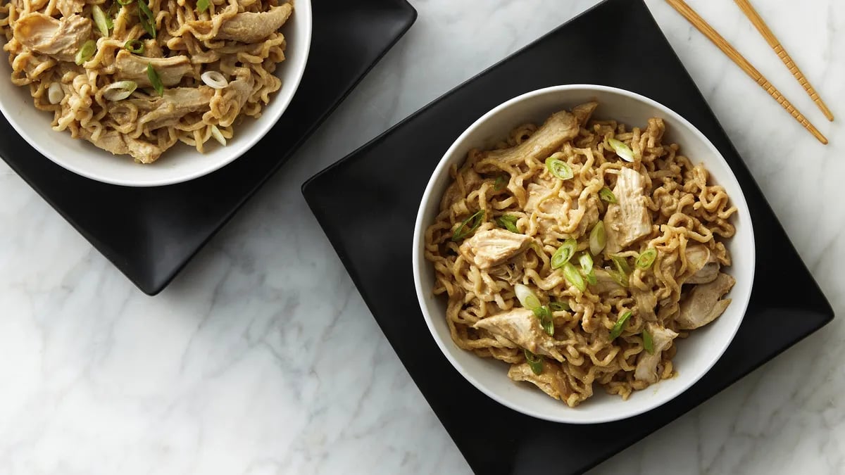 4-Ingredient Peanut Chicken Ramen