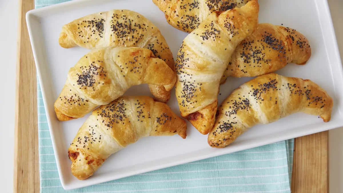 Sun-Dried Tomato Crescents