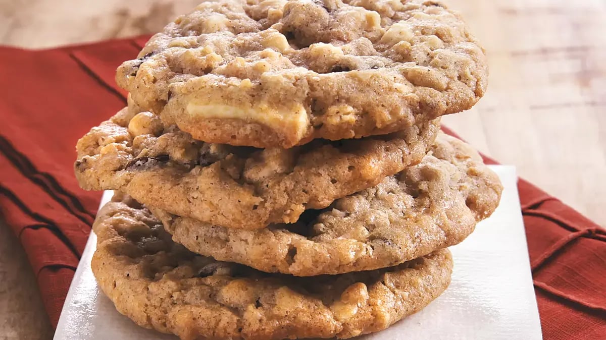 White Chocolate Raisin Oat Cookies