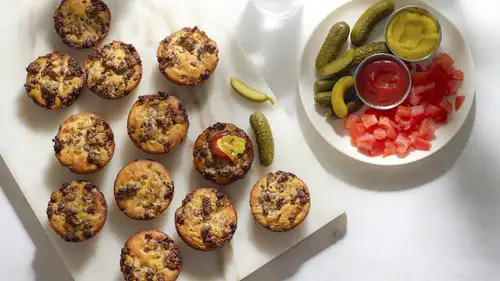 Impossibly Easy Mini Cheeseburger Pies