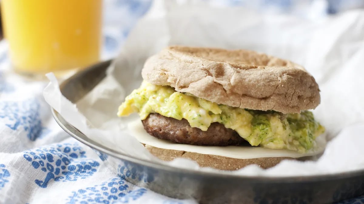 Arugula Pesto, Egg and Turkey Sausage Breakfast Sandwiches