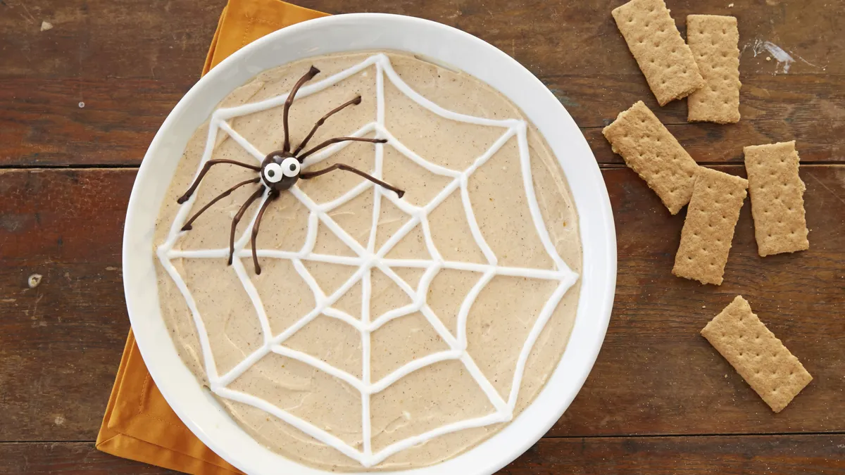 Spider Web Pumpkin Cheesecake Yogurt Dip