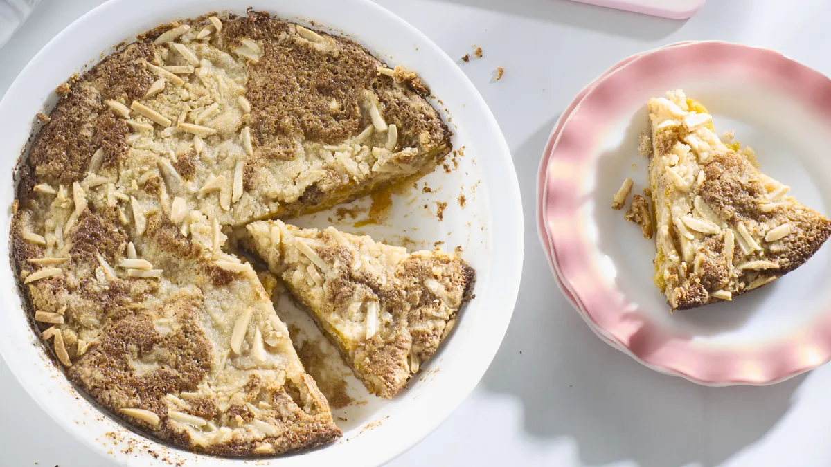 Impossibly Easy Peaches ‘n' Cream Pie