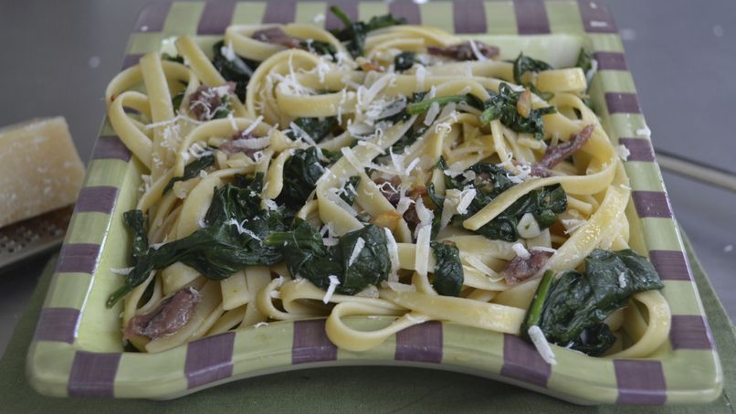 Spinach and Anchovy Fettuccine
