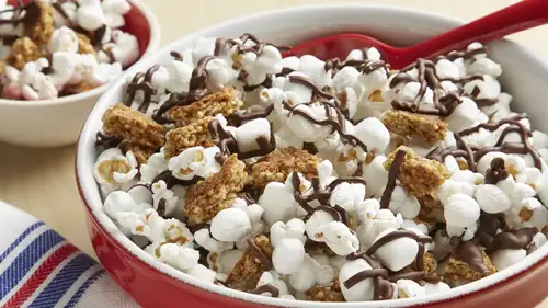 S’mores Popcorn Snack Mix