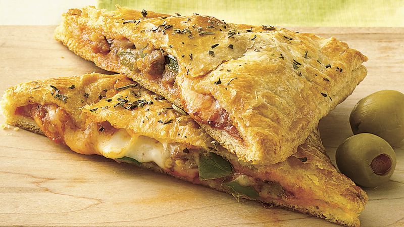 How to Make Calzones With Crescent Rolls: Quick & Yummy!
