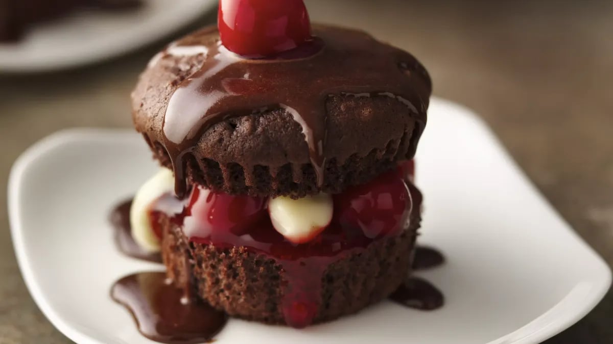 Chocolate Cherry Cupcakes