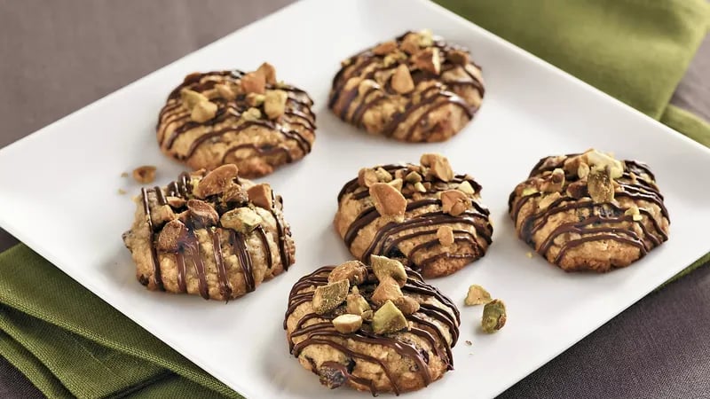 Cherry Pistachio Oatmeal Cookies