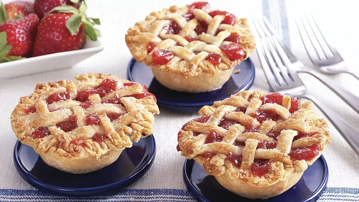 Mini Strawberry Rhubarb Lattice Pies