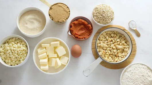 ExtraTextTypeImageMediumUrl